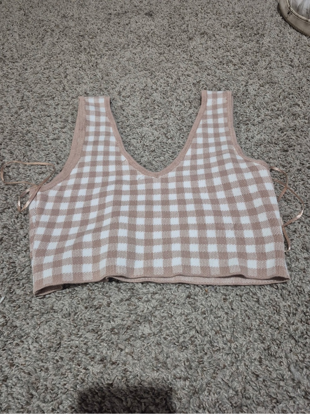 Women’s Clothes - Picture 4 of 5